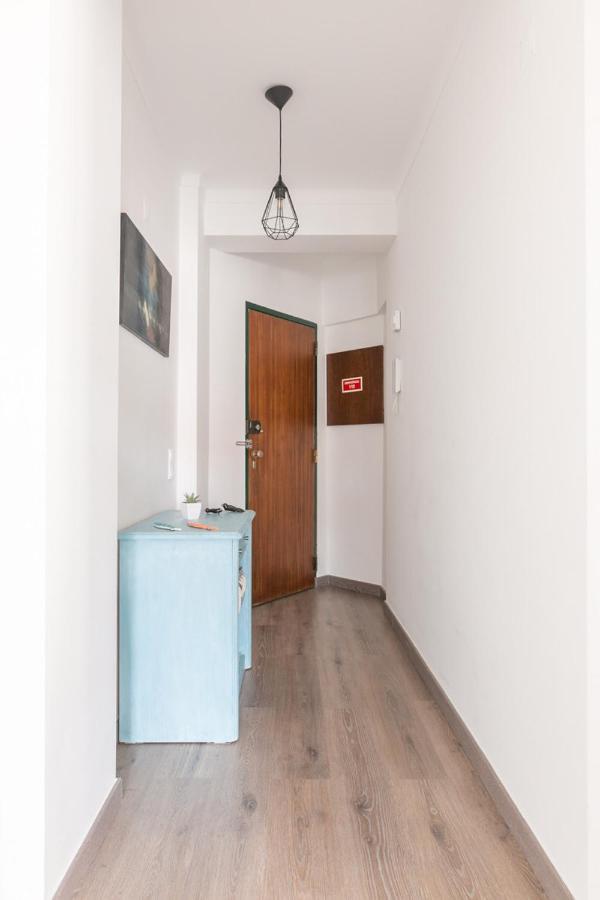 1 Bedroom Beach Apartment With Balcony 2 Min Walk To The Beach! กอสตา ดา กาปาริกา ภายนอก รูปภาพ