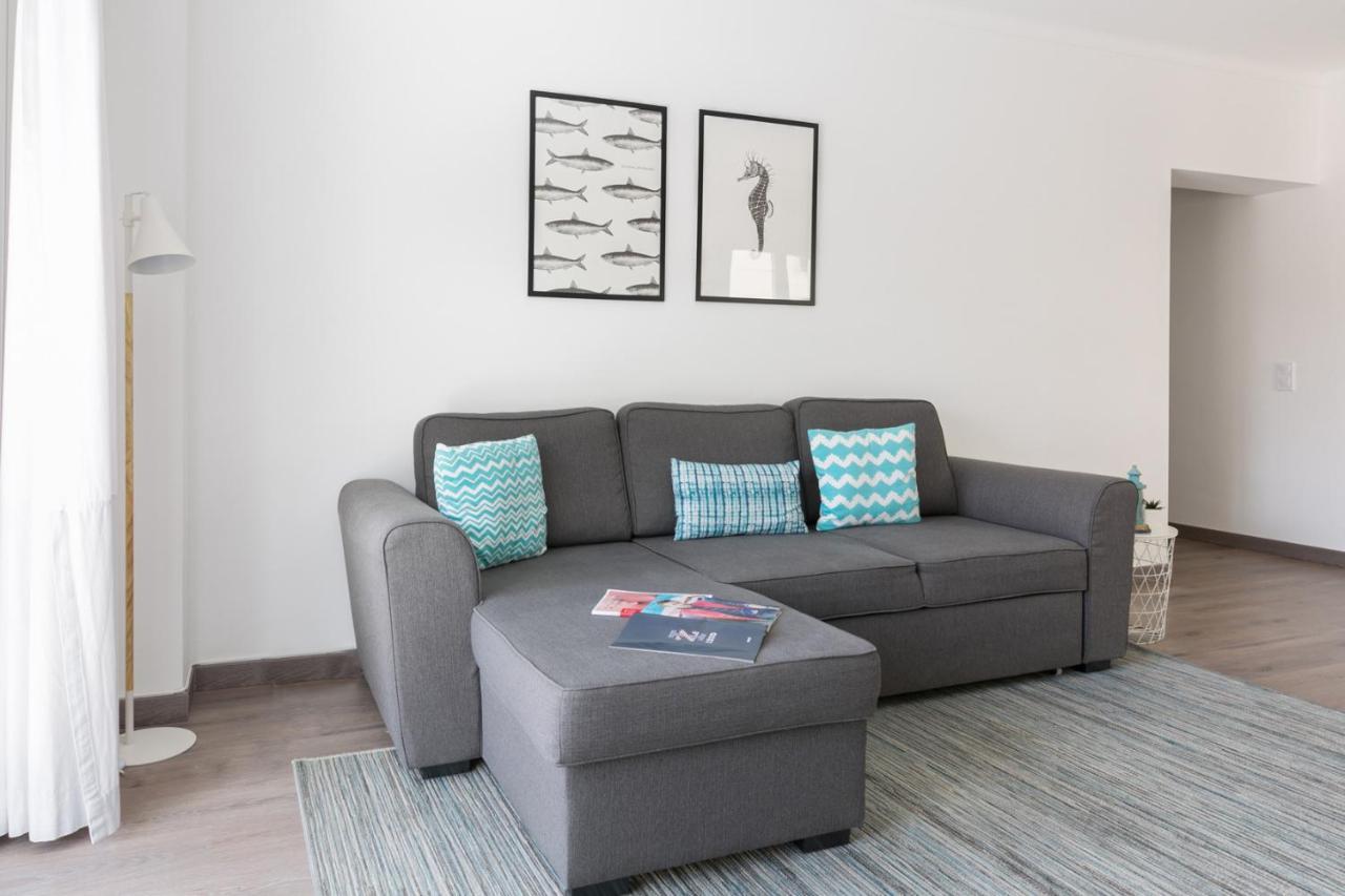 1 Bedroom Beach Apartment With Balcony 2 Min Walk To The Beach! กอสตา ดา กาปาริกา ภายนอก รูปภาพ
